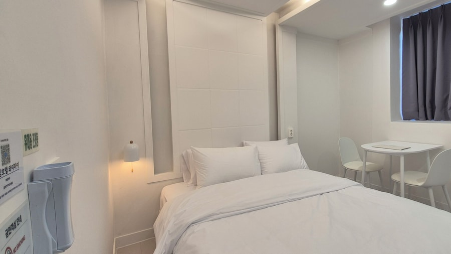 Danbam Hotel