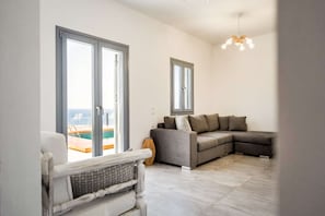 2 bedrooms, Internet - Kythnos Sea View Pool Villa Cycladic Luxury Design (Kithnos)