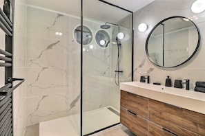Comfort Villa, Garden View | Bathroom - L'écrin d'été - Nature & Calm (Ventabren)