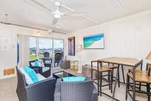 Smart TV - Beach N’ Bay Retreat | Kayaks • Sunset Views • Steps to the Gulf (Pensacola Beach)