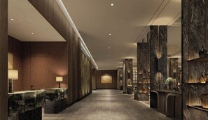 Front of property - Mandarin Oriental Makati, Manila (Makati)