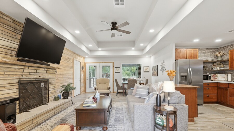 Modern Farmhouse 3br Tulsa Oasis 3 Bedroom Home