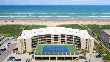 Apartment, 2 Bedrooms | Exterior