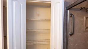 Apartamento, 2 quartos | Parte interna