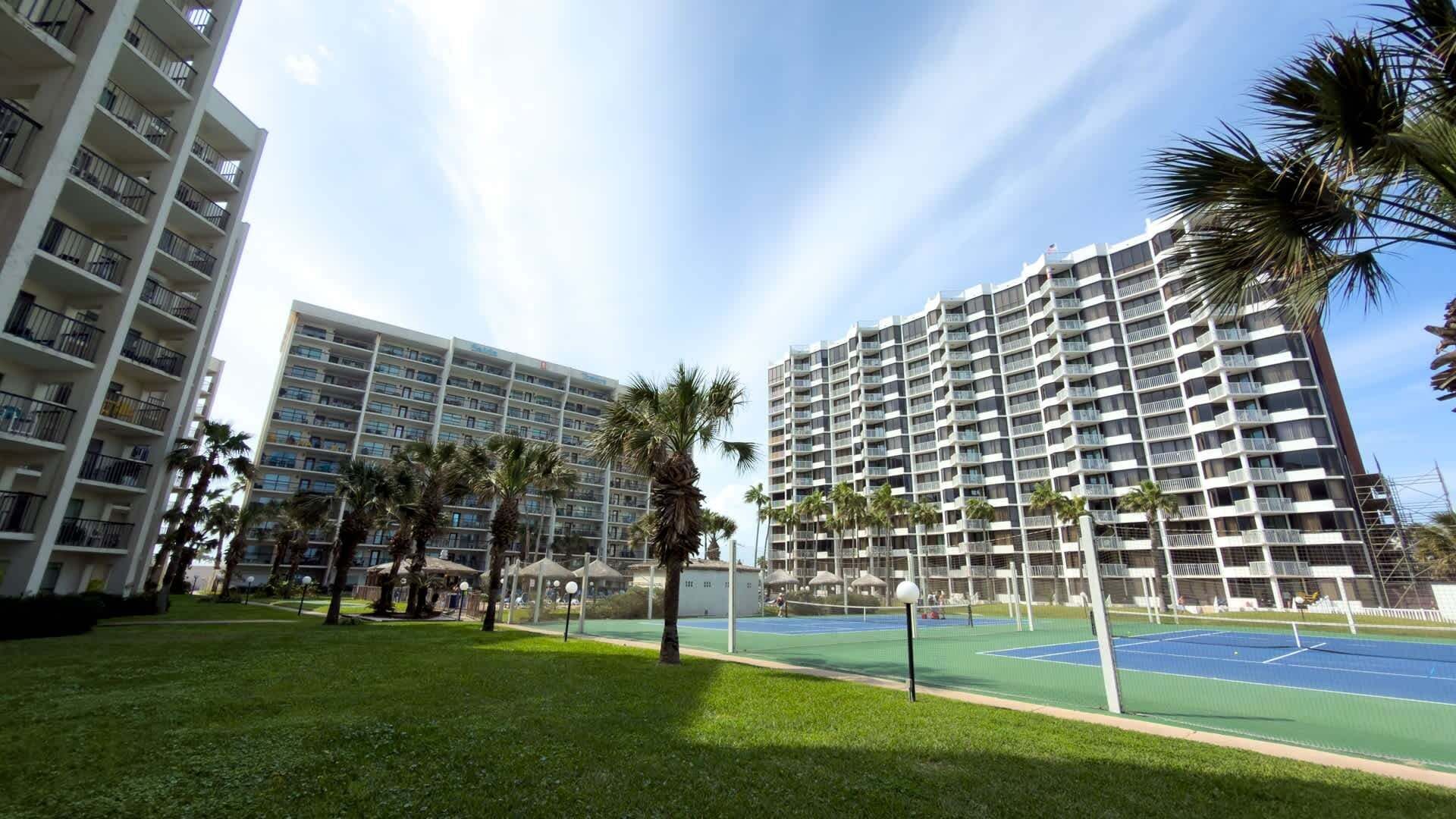 Appartement, 3 chambres | Terrain de sport