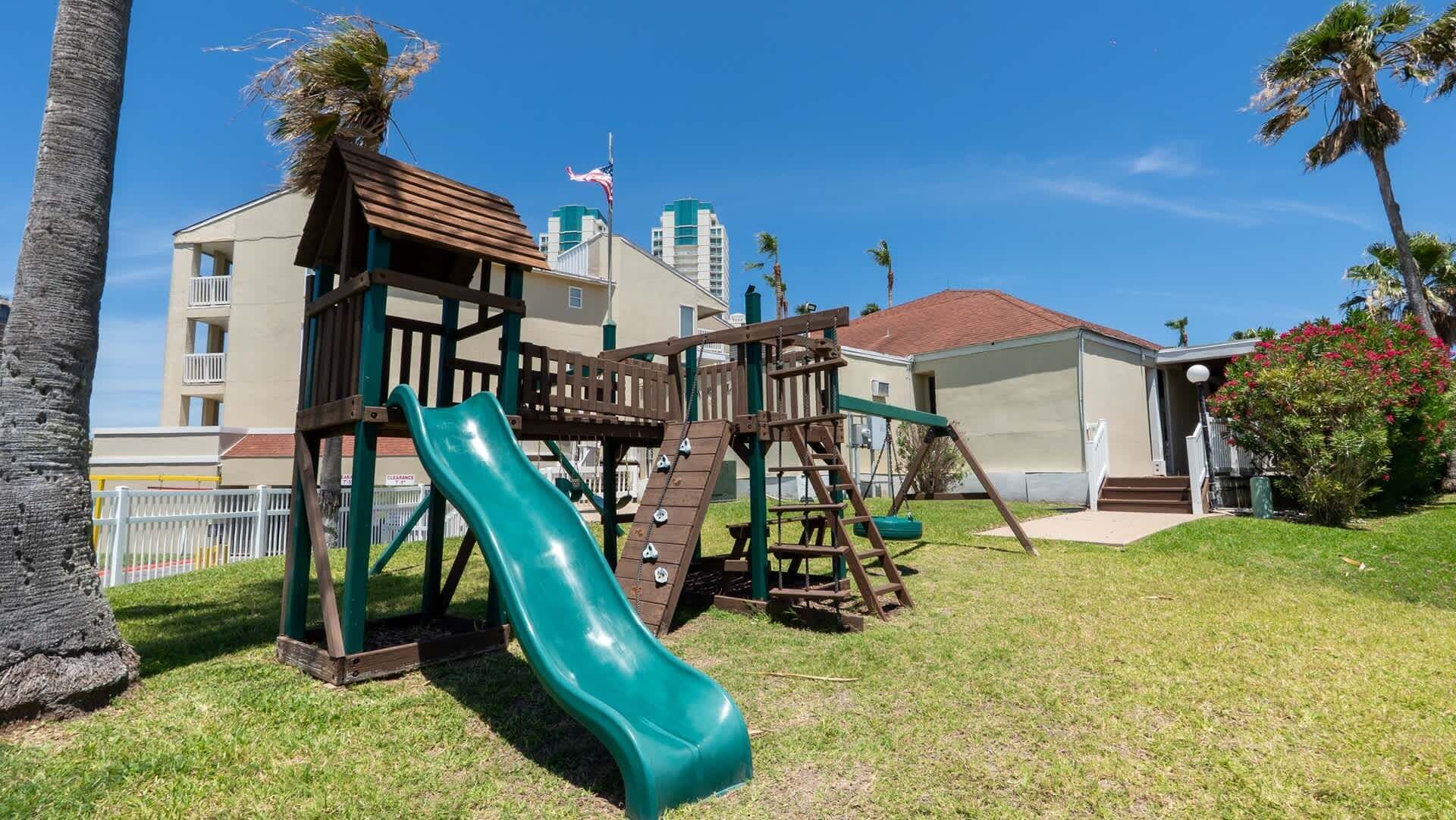 Apartment, 2 Bedrooms | Children's area