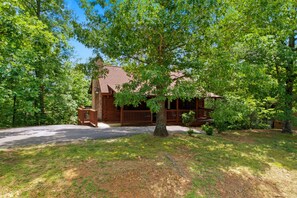 Cabin, 1 Bedroom | Exterior - Bean Pot 1 Bedroom Cabin (Pigeon Forge)