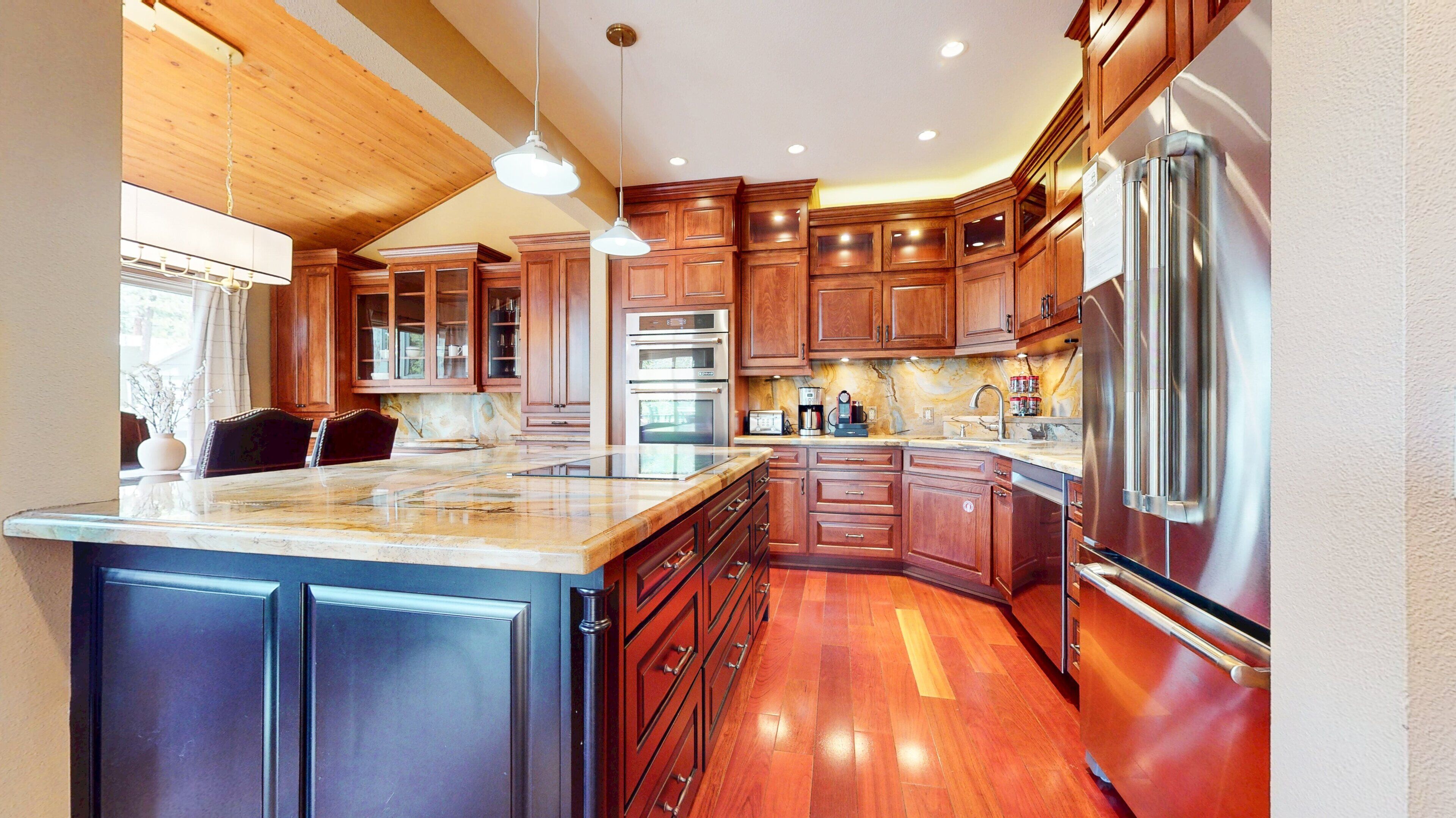 Townhouse, 3 kamar tidur | Dapur pribadi | Mesin pembuat kopi/teh, lemari es, oven, dan pemanggang roti
