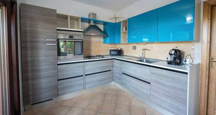 3 bedroom sea view cottage ideal for families and couples of friends