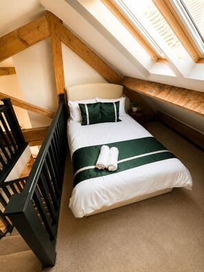 2 bedrooms, iron/ironing board, WiFi, bed sheets - Luxury Duplex Loft in Manchester City Centre (Manchester)