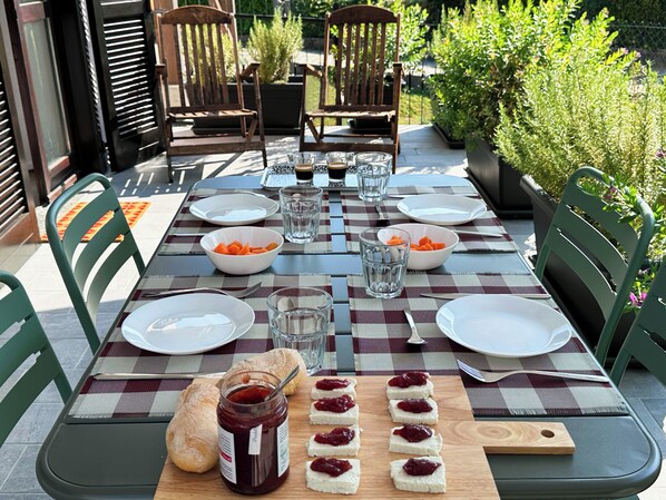 Buiten dineren