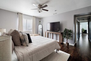 Room - The Colony 4BR | Pool, Cornhole, Near Grandscape (The Colony)