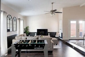 Games room - The Colony 4BR | Pool, Cornhole, Near Grandscape (The Colony)