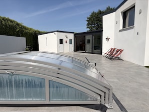 Terrace/patio - Entre Terre et Mer Maion family 12/14 persons with heated pool and dome (Landivisiau)