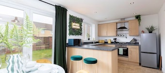 Stylish Durham 3-Bed | Comfort & Long Stays