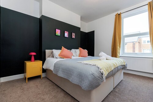 Spacious 3BR • WiFi • Parking • Contractor Stay