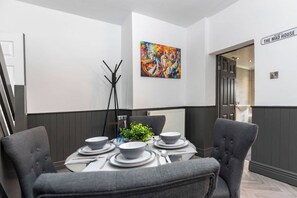 Dining - Contractor 2BR | Long Stays & Great Views (New Brancepeth)