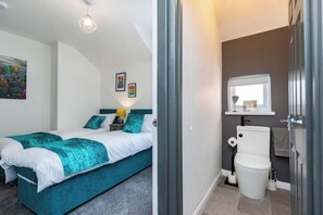 Bathroom - Contractor 2BR | Long Stays & Great Views (New Brancepeth)