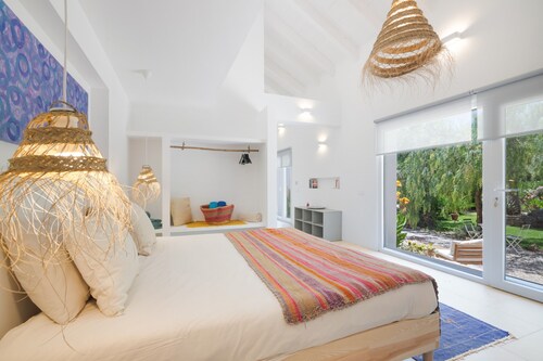 Cottage bien-être avec yoga, pilates et étang naturel