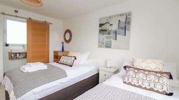 2 bedrooms, WiFi (free), individually decorated, individually furnished
