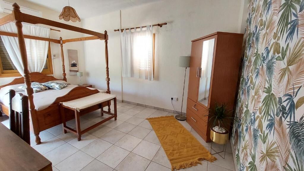 In-room safe, iron/ironing board, free WiFi