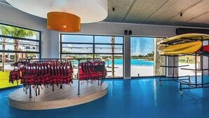 A pool area with kayaks and life jackets. - The Blyde Modern Oasis Pretoria (Pretoria)