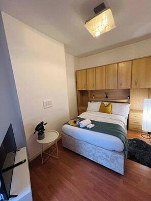 Gemeinsamer Schlafsaal, 1 Schlafzimmer