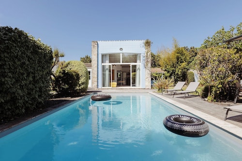 Villa des Santonines 4* Ile d'Oléron - 10pers - swimming pool