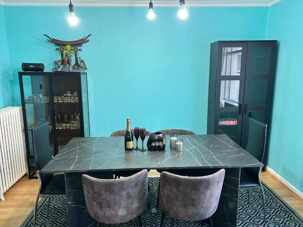 Apartment, 1 Bedroom, Smoking | Dining room