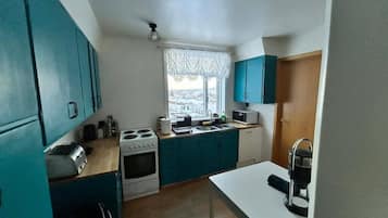 Apartment, 1 Bedroom, Smoking | Interior