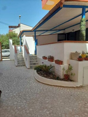 Property grounds - La Voce Del Mare Apartment (Dune)