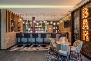 Bar (en la propiedad)