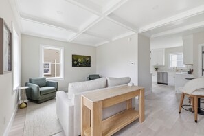Smart TV - Seaside luxury meets unbeatable location. This stylish 2BR/2BA retreat is steps from Dock Square KPT's restaurants, shops, and galleries, and includes beach gear and a private fire pit. (Kennebunk)