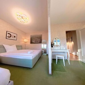 2 Schlafzimmer, Bügeleisen/Bügelbrett, Internetzugang, Bettwäsche