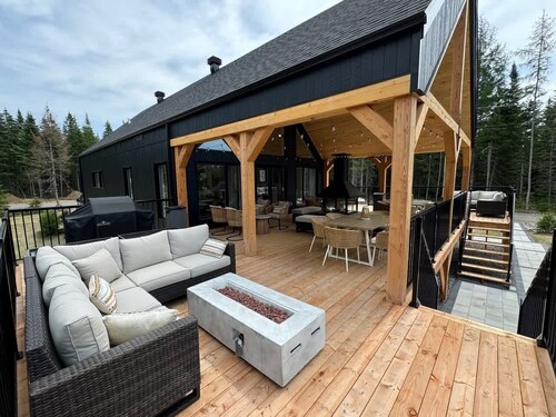 Game Room, Spa & Sauna | Le Drakkar