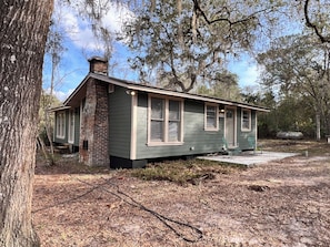 Exterior - Black Bear Pines Lodge (Umatilla)