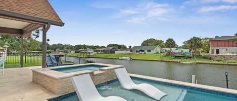 Outdoor pool, a heated pool