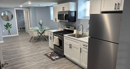 Grand Deluxe 1BR Penthouse near Newark Airport