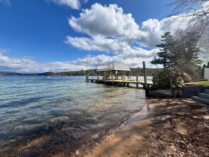 Beach nearby - Winnipesaukee Lakeside Retreat (Laconia)