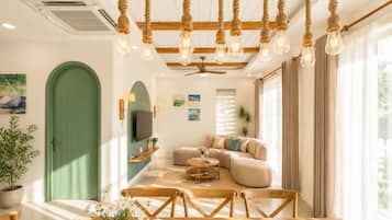 Panoramic Villa, 4 Bedrooms, Beach View | Bahagian dalam