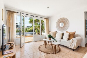 Living area - El Escape Appartement - Menorca (Minorca)
