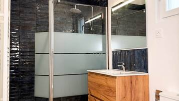 Shower, soap, toilet paper