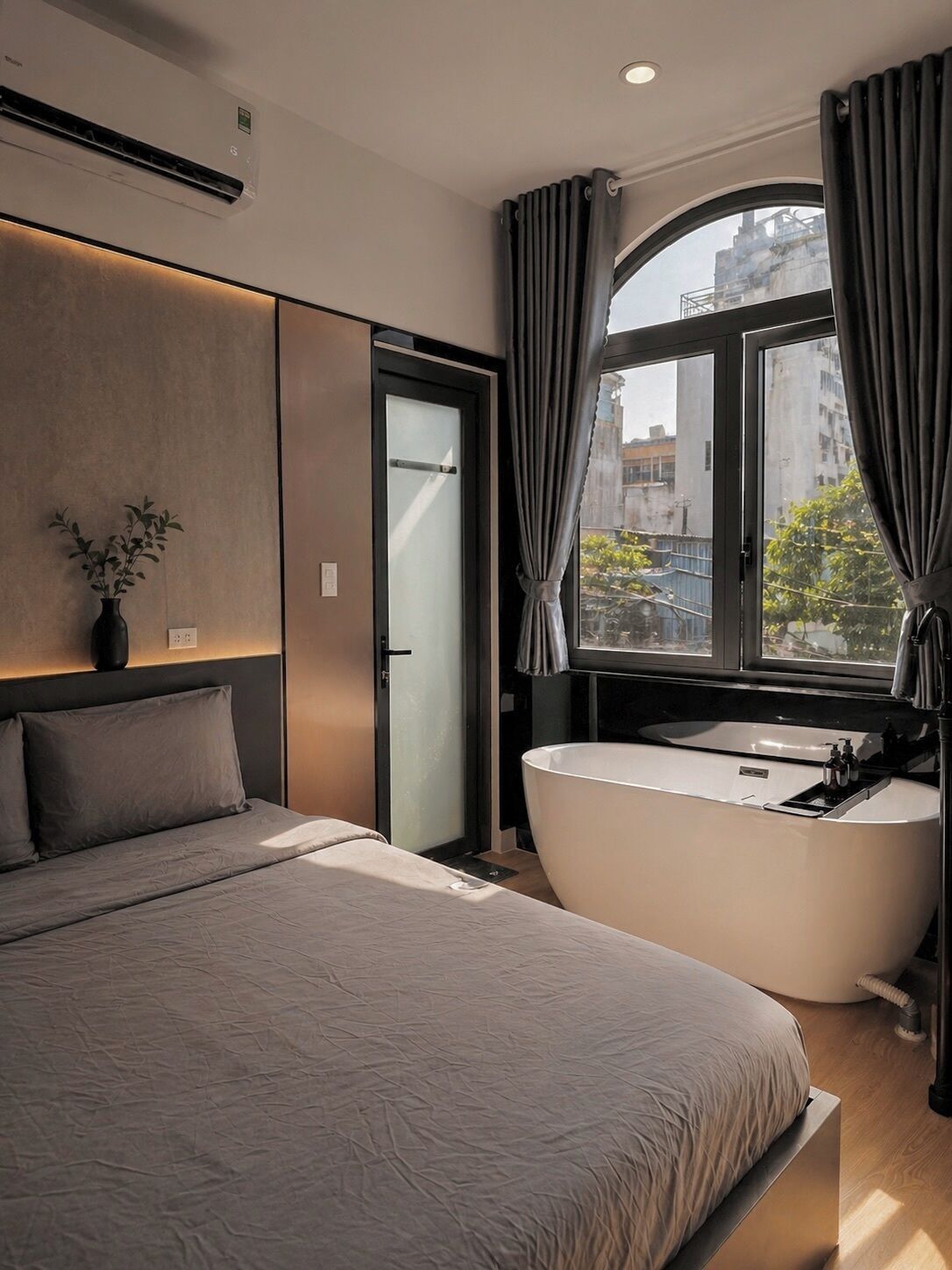 Deluxe-Suite, Balkon, Blick auf den Innenhof