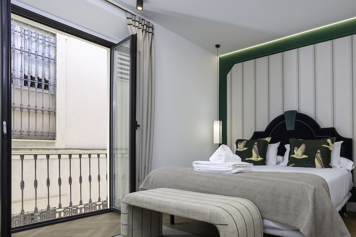 Superior Apartment