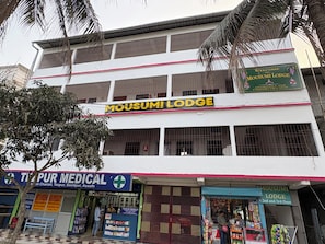 Exterior - Mousumi Lodge (Tezpur)