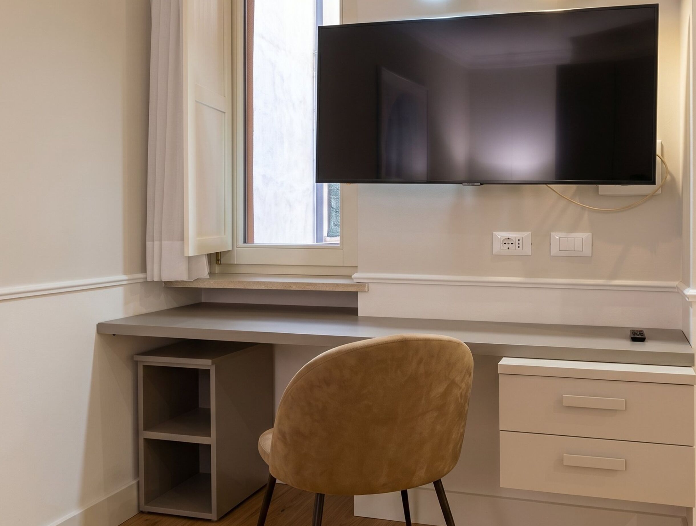  2 Bedroom Apartment with Sofa Bed