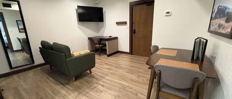 Premier Single Room | Interior