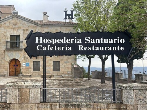 HOSPEDIUM GL PARADOR VIRGEN DE LA CABEZA