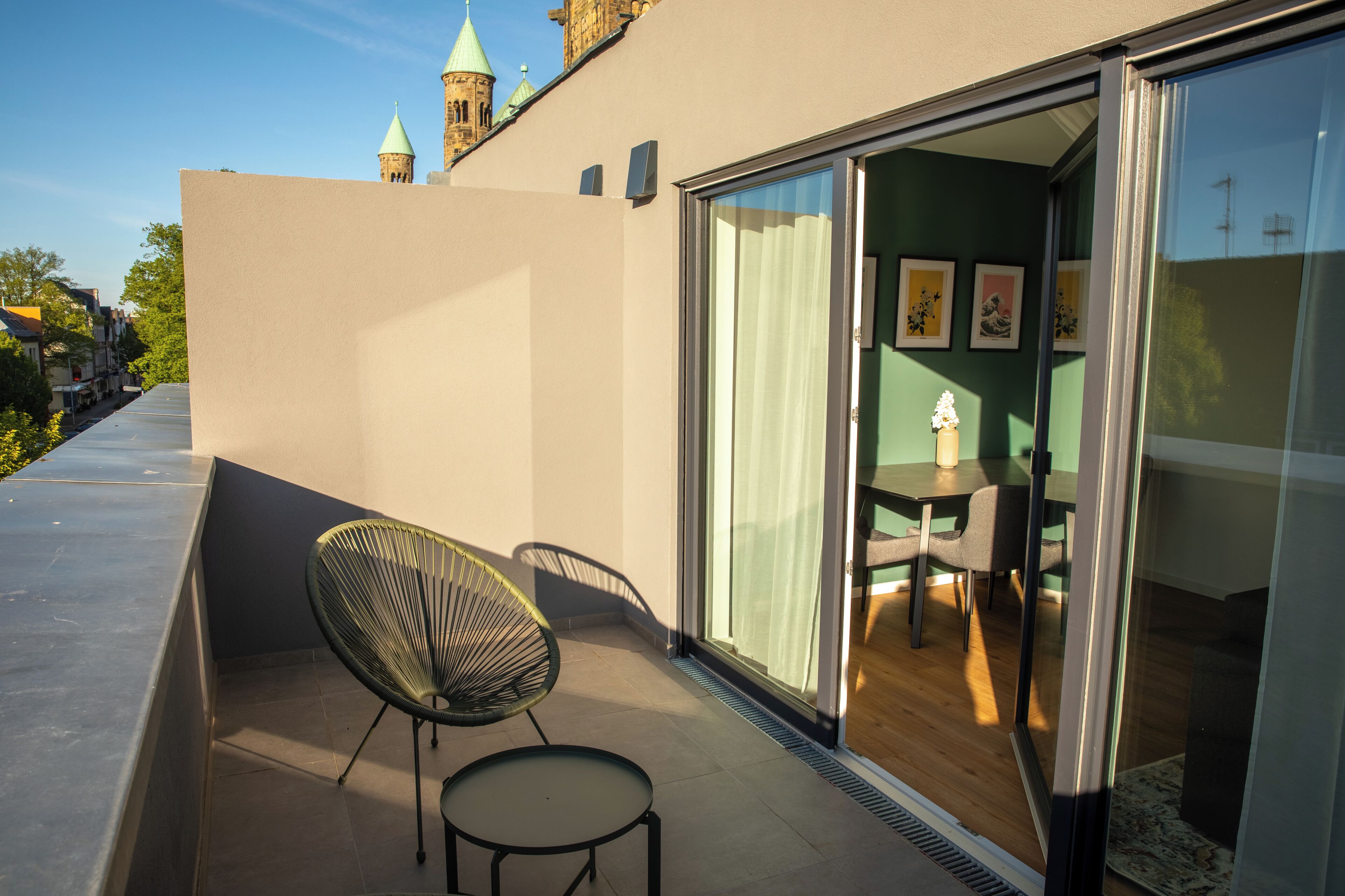 Deluxe-Apartment, 2 Einzelbetten, Balkon | Speisen im Freien