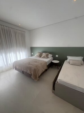 Room - Duplex Penthouse with Jacuzzi and Views of 2 Beaches (Bombinhas)